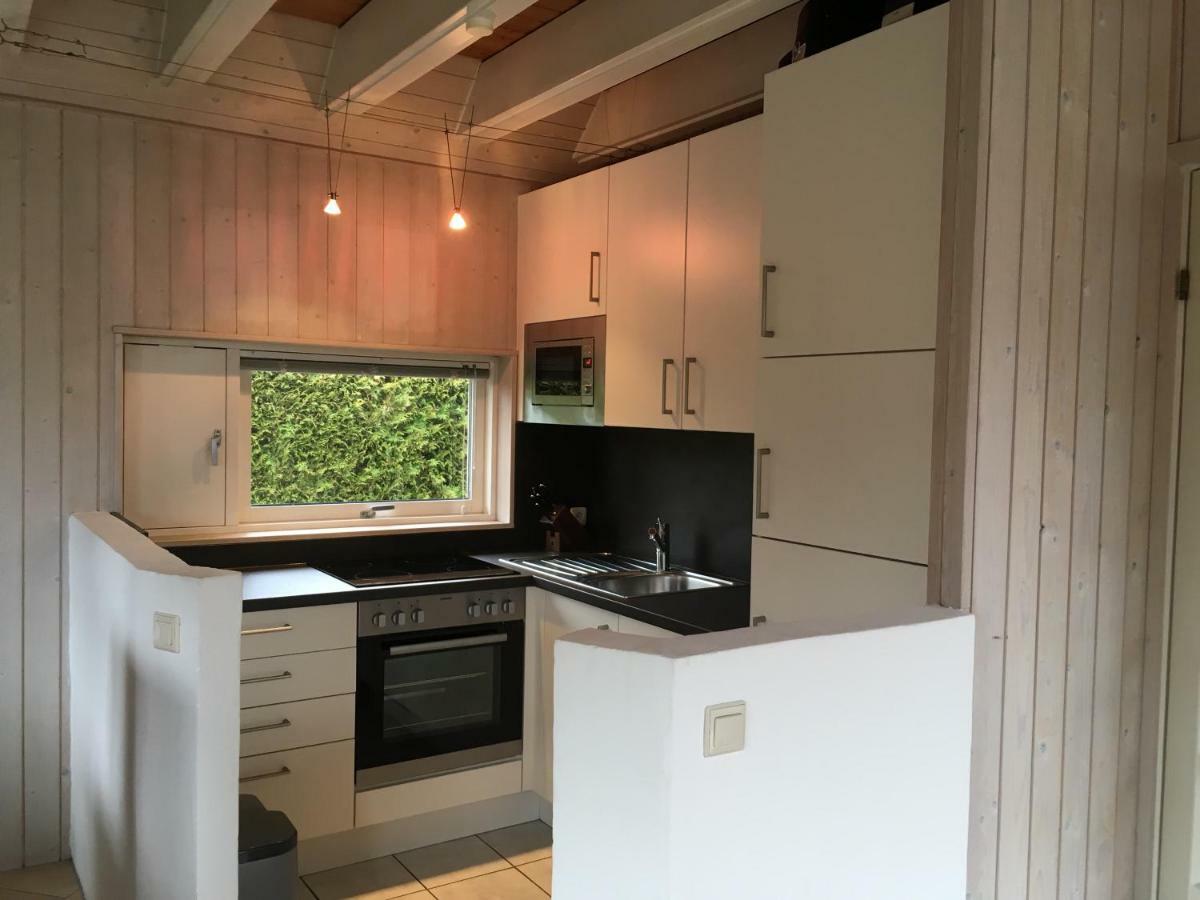Ferienhauser Lensterstrand Екстериор снимка